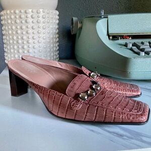 Pink Croc-Embossed leather Mules